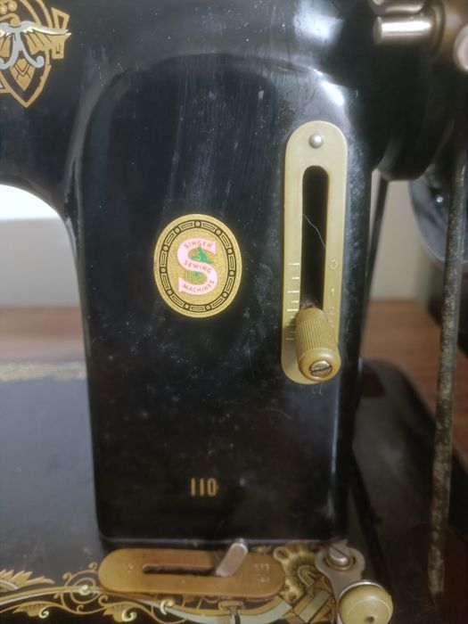 Máquina de costura singer
