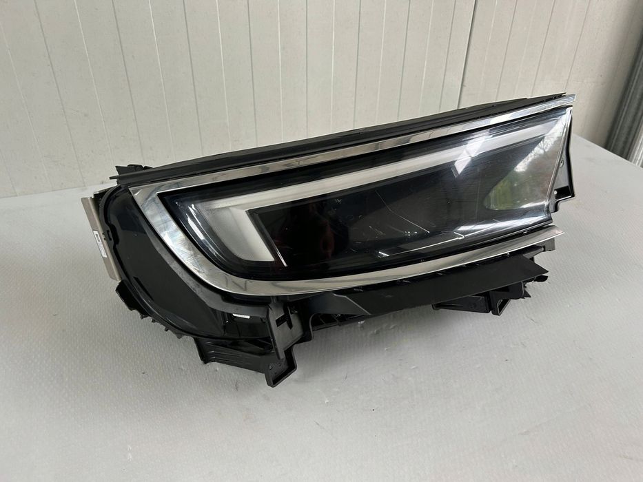 Reflektor Prawa strona Opel Mokka B 9834007980