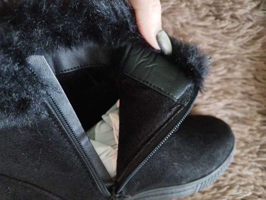 Демісезонні чобітки (36 р.)