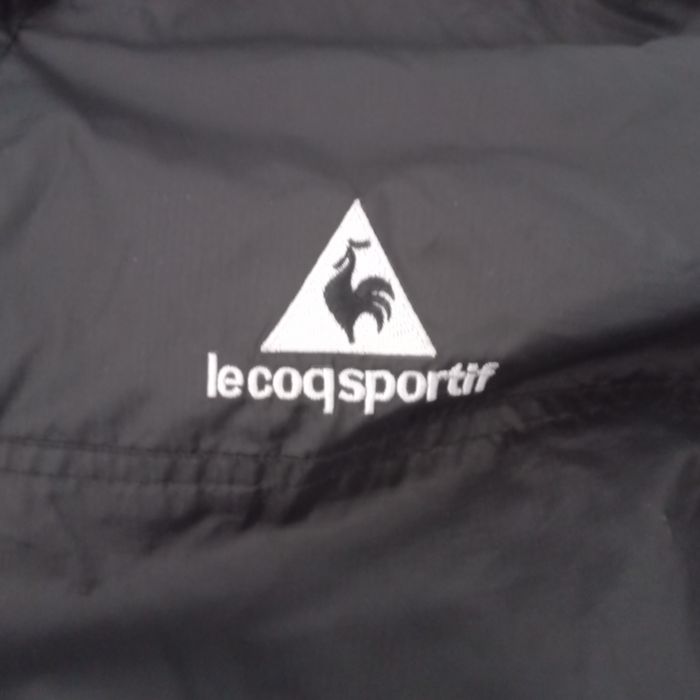 Kurtka wiatrówka Le Coq Sportif z kapturem 152