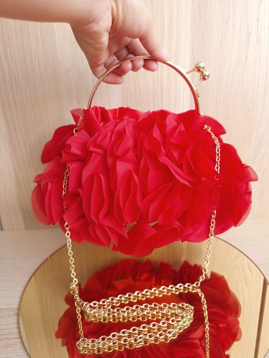 Damska Torebka Czerwona Z Płatkami Kwiat Chmurka Do Ręki Na Ramię