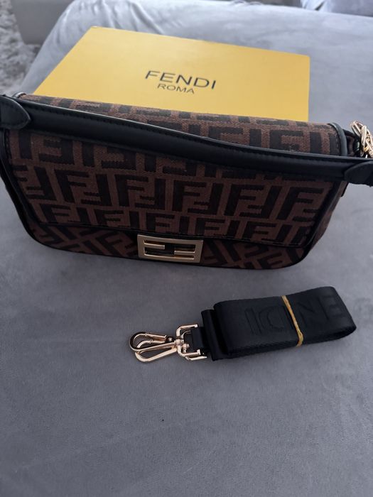 Mala Fendi (nova )