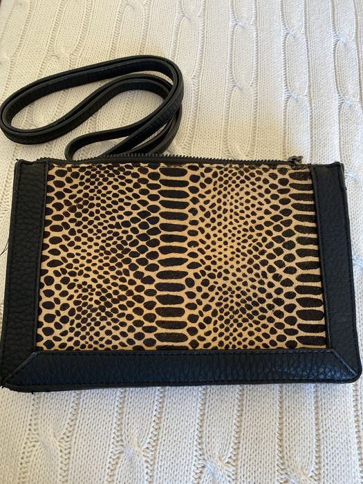 Pequena Mala Parfois Nova