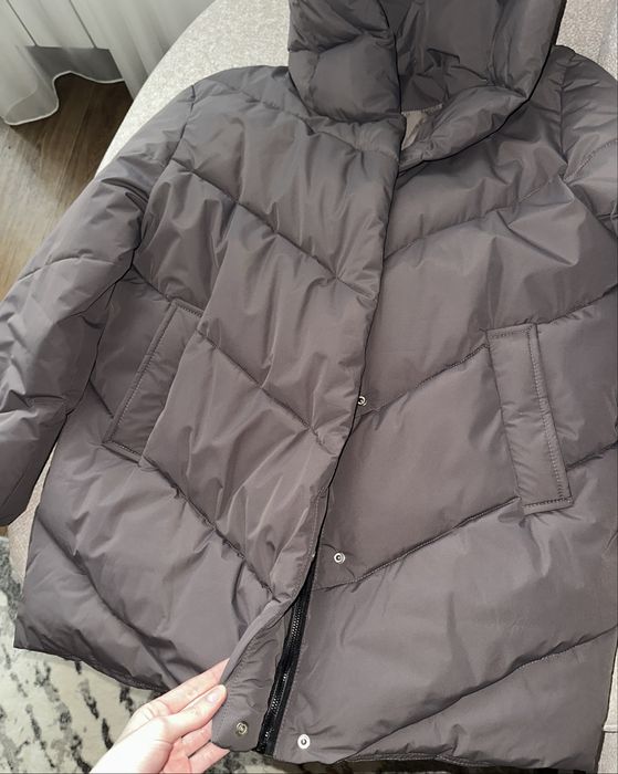 Зимова куртка в шоколадному кольорі