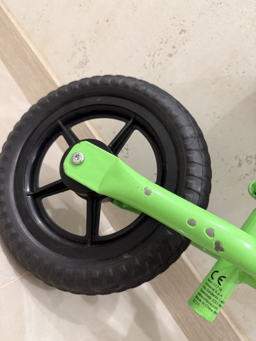 Біговел Chicco Green Rocket