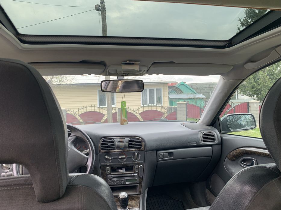 Продам volvo v40 2.0 бенз