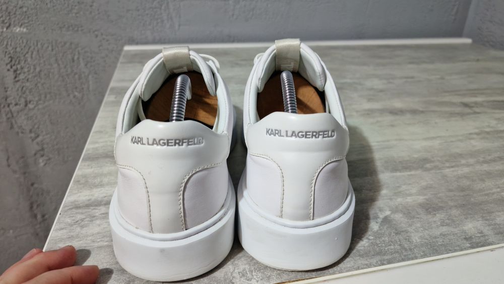 KARL LAGERFELD Снікерcи розмір 44
