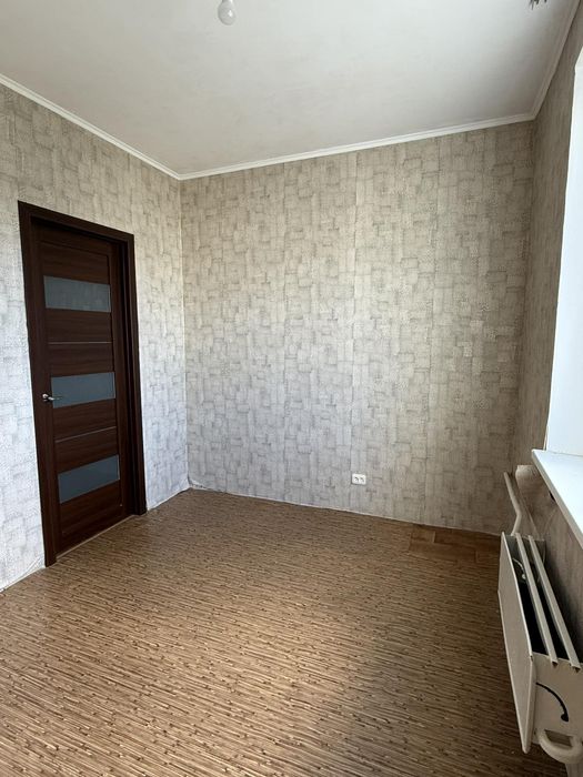 Продаж 4-х кімнатна по вулиці Прилуцька