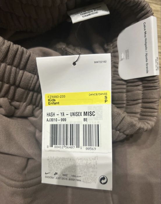 Nowe spodnie Nike