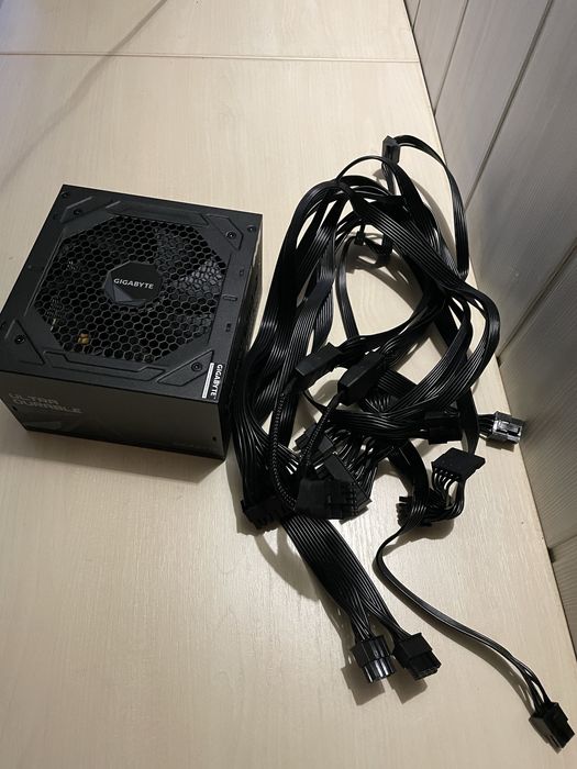 Gigabyte UD850GM 850W 80 Plus Gold Full Modular