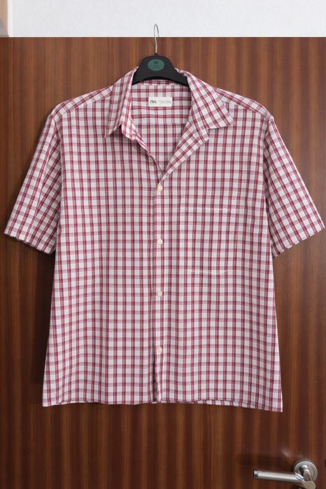 Camisa ZARA de manga curta, padrão xadrez vermelho e branco