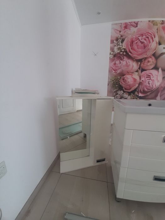 Мебель для ванной и раковина