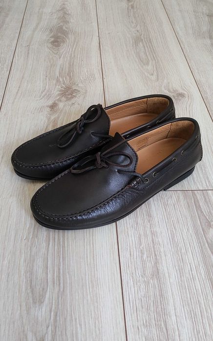 Mocassim em Pele Genuína – Novos | Sacoor Brothers