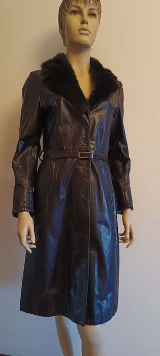 Casaco comprido. Pele Genuína. Tiffosi. M