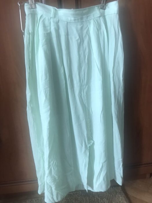 Piękna zwiewna spódnica S M midi pistacjowa piękna wesele