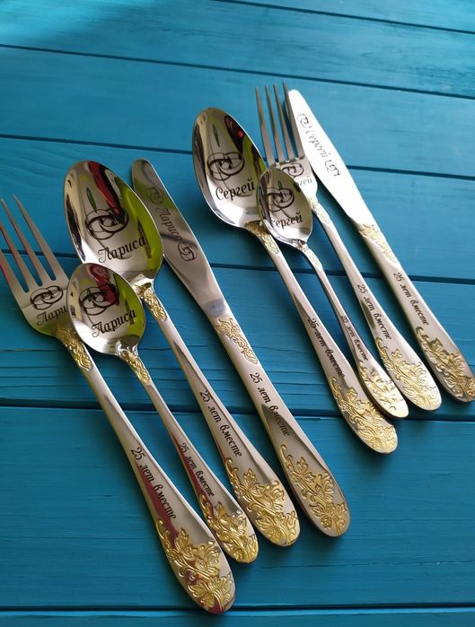 Именная подарочная ложка на свадьбу.