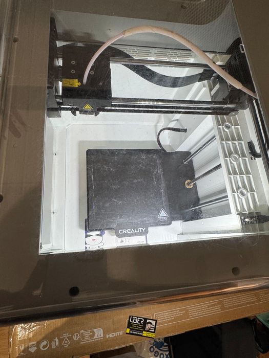 Impressora 3D Creality Sermoon V1 Pro Fechada