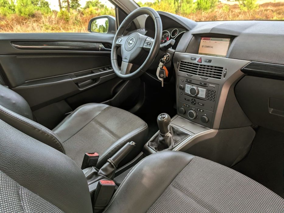 Opel Astra 1.7Cdti Cosmo (full extras)
