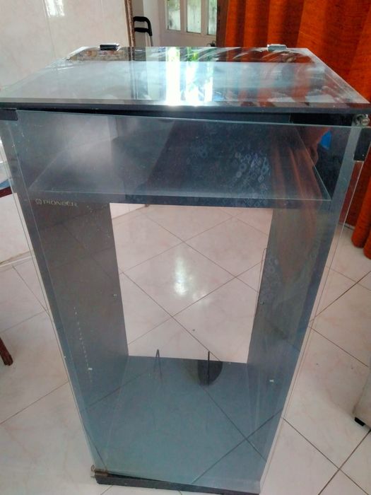Vitrine Pioneer bom estado