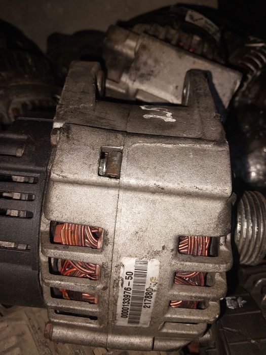 Генератор Рено трафік Опель віваро  1.9 2.0 2.5мот