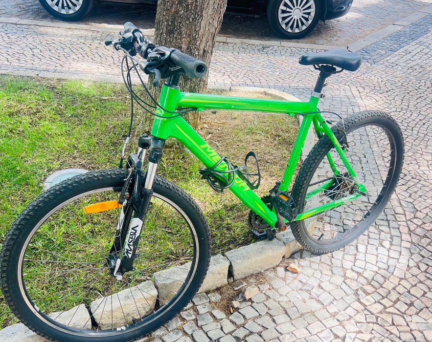 Bicicleta BTT Merida usada em bom estado