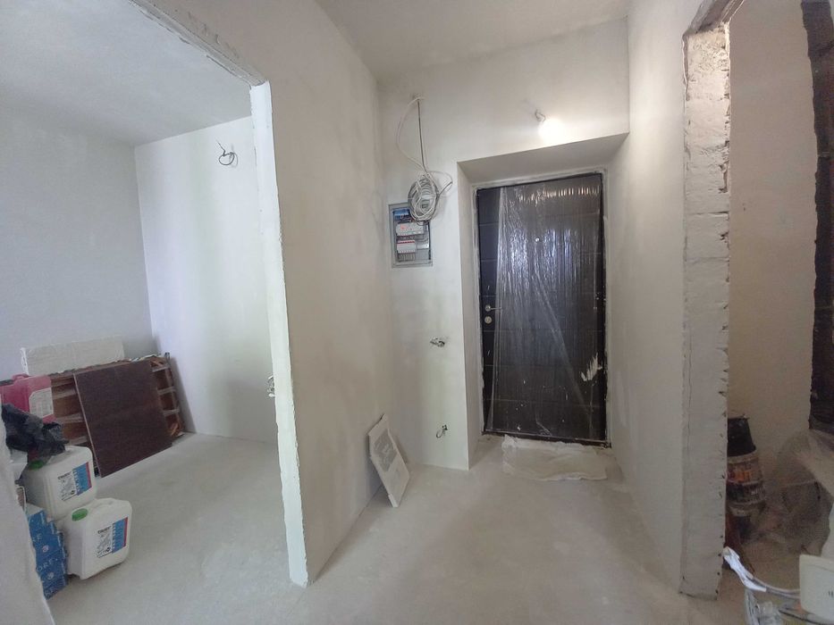 Гостомель, 1 кв. (31.1м²) під фінішний ремонт