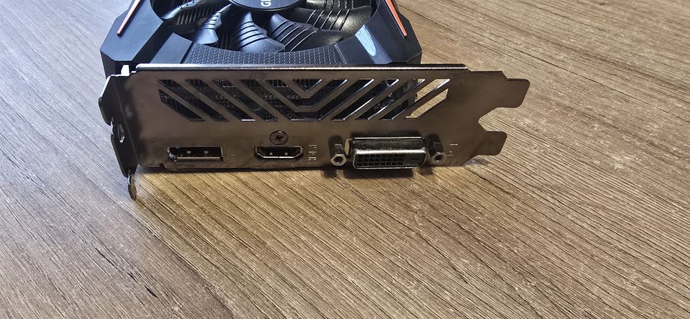 Karta graficzna Gigabyte RX560 Gaming OC 4Gb