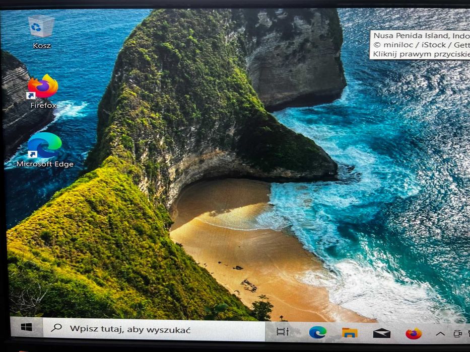 Dell i3 komputer, monitor i głośniki zintegrowane, system Windows 10