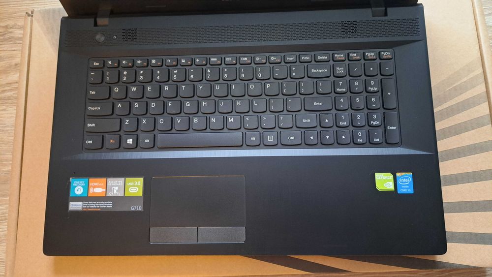 Laptop Lenovo G710