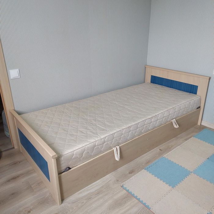 Продам  детскую кровать