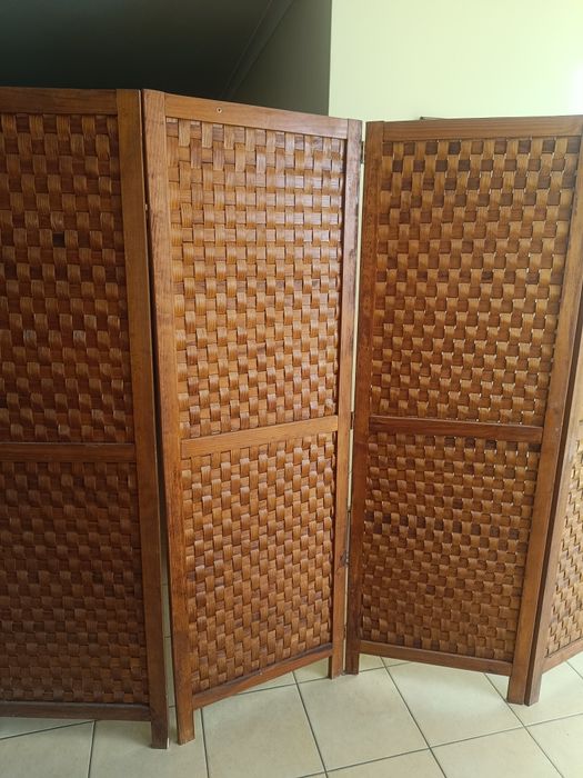 Biombo em madeira