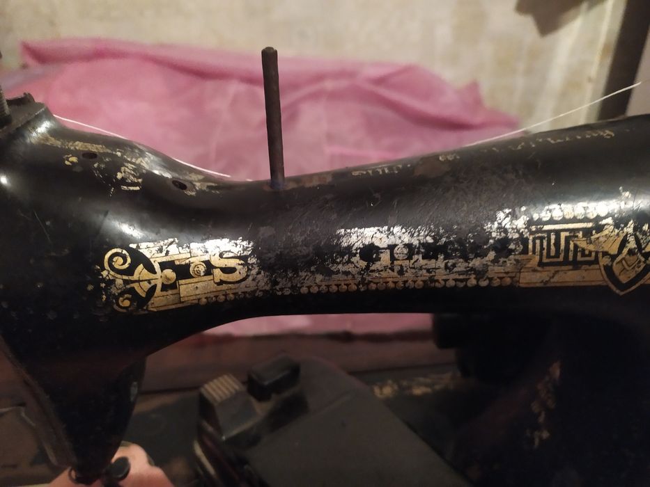 Продам швейную машинку с приводом