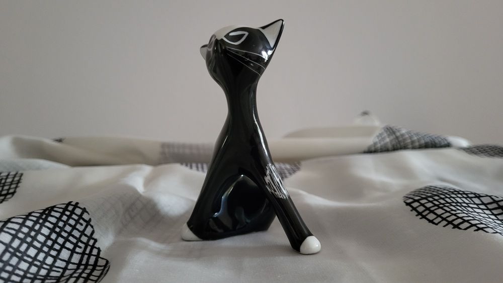 Figurka porcelanowa Kot Bogucice Ćmielów