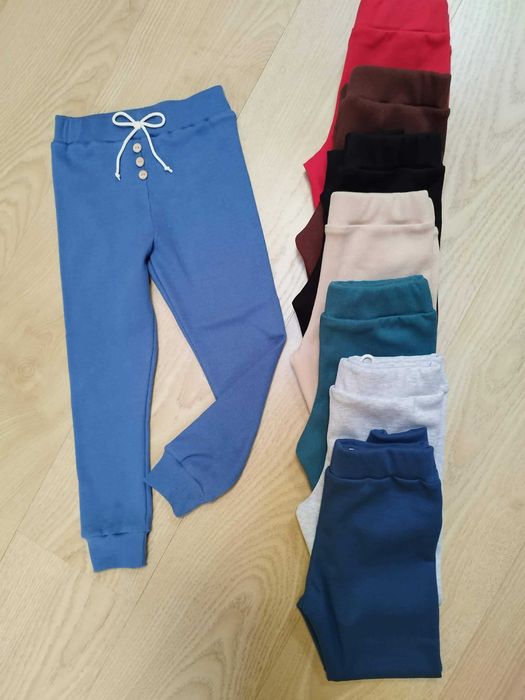 Zestaw legginsow r110