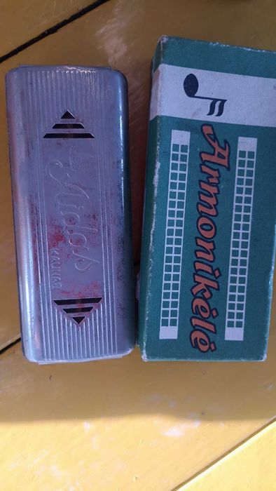 Музыкальная губная гармошка