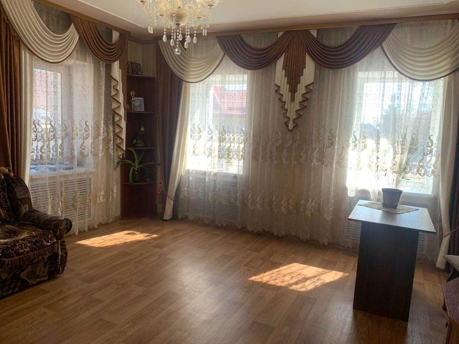 Продам дом с.Лужок (сразу за Караваном Малой Даниловки), 9 км. от м. «Победа».