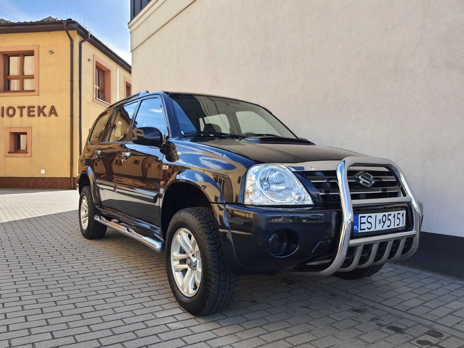 Suzuki XL7
