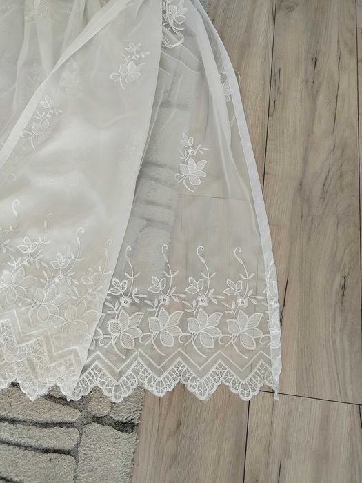 Sprzedam 2 firanki używane w dobrym stanie
