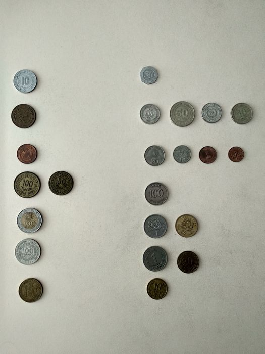 Монети Європи, Азії, Америки