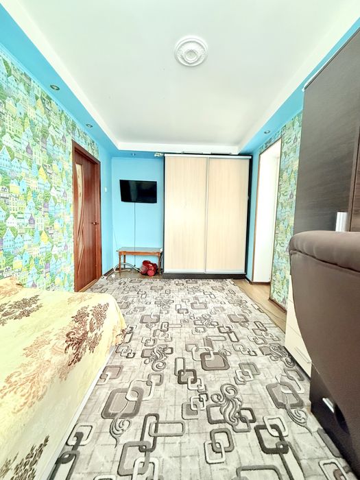 Продам затишну 2 - кімнатну квартиру на Полтавській (будинок ОСББ)