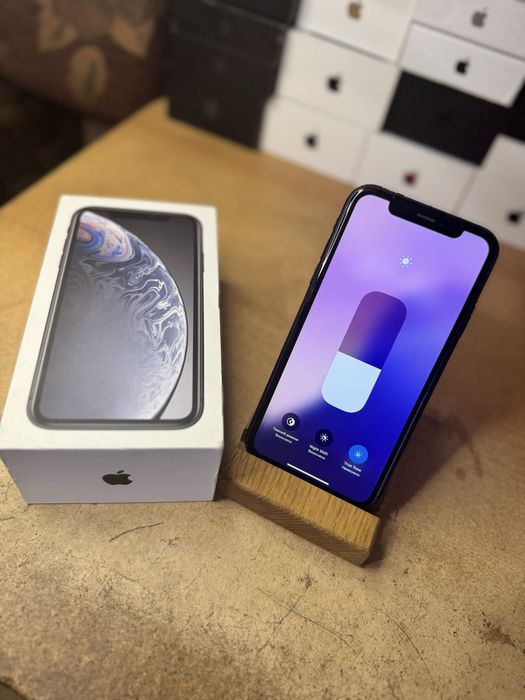 Продаю Iphone XR 128 Neverlock
