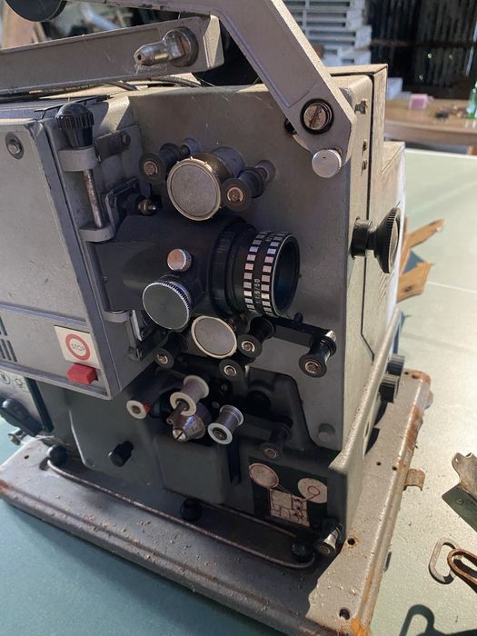 Sprzedam projektor filmowy Prexer