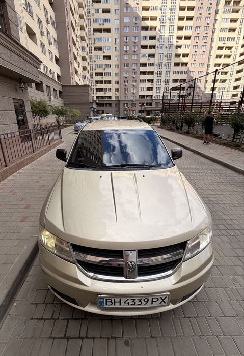 Продам Dodge Journey 2010