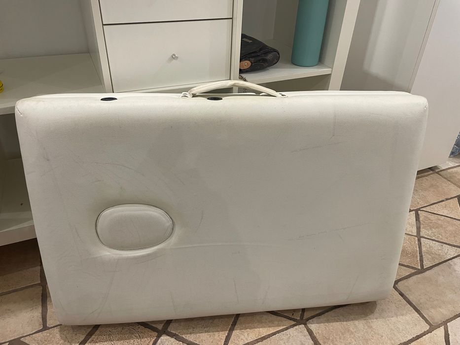 Marquesa portátil, em base madeira, de 2 planos e Orifício FaciaL