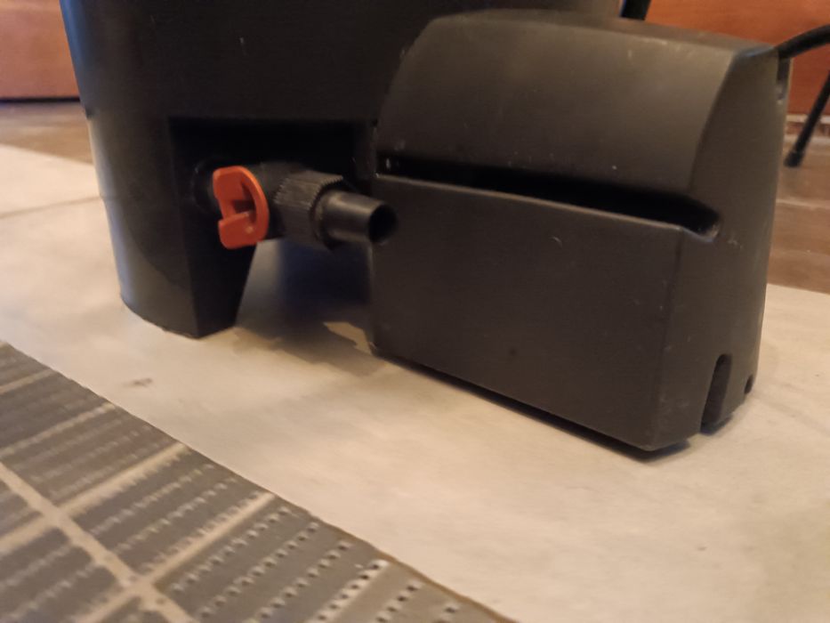 Продам акваріумний фільт фх 5, працює тихо, в ідеальному стані