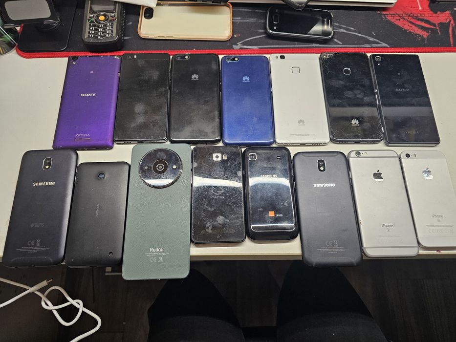 15 telefonów działających