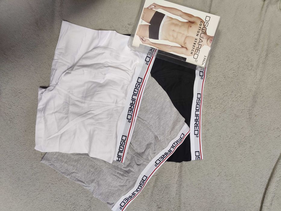 Zestaw bielizny Dsquared2 3pak bokserki meskie różne kolory dsq2