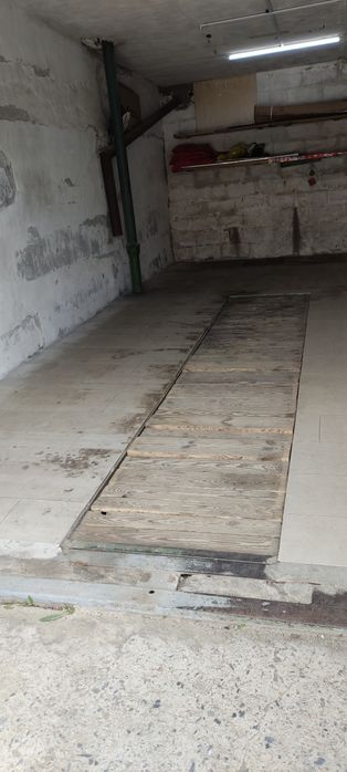 Сдам хороший сухой гараж!