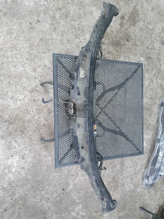 Pas przedni fasada wzmocnienie zamek Alfa 159 oryginal