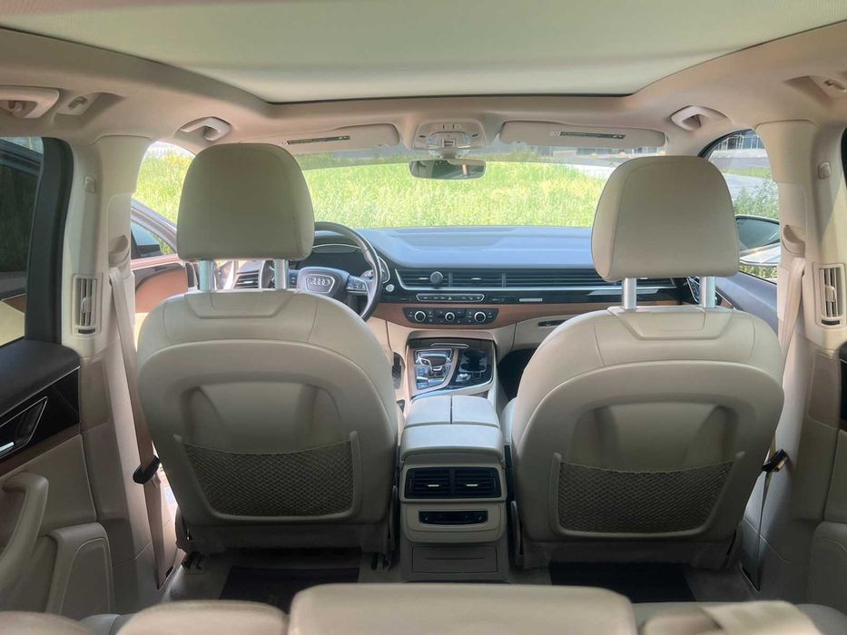 Audi Q7 2016 VIN WA1LAAF7XHD017181 фото оголошення 4 з 11